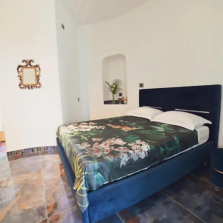 Torre Biancaluna Nocleg ze śniadaniem 3*