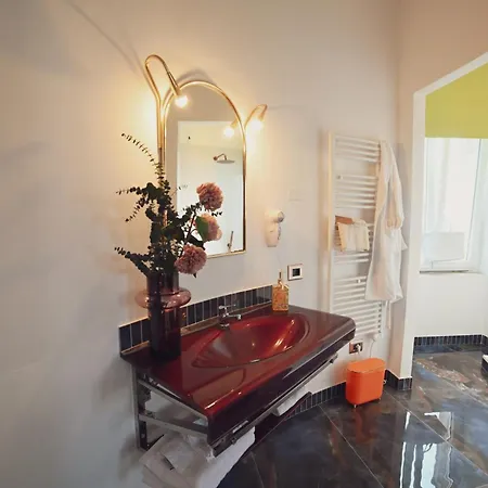 Torre Biancaluna Bed & Breakfast 3*